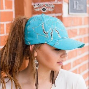 CRAZY TRAIN CAPROCK CAP IN TURQUOISE STONE